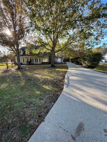 11966 White Oak Landing, Conroe, TX 77385