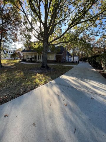 11966 White Oak Landing, Conroe, TX 77385