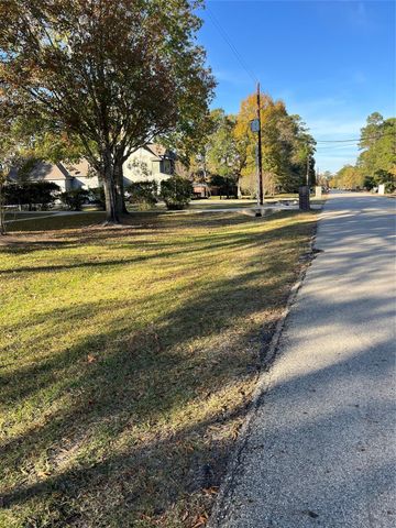 11966 White Oak Landing, Conroe, TX 77385