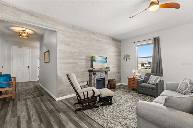 5060 BALLARK STREET, Mount Dora, FL 32757