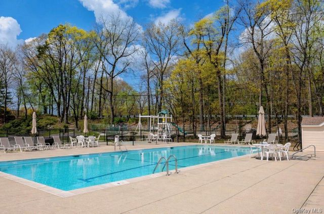 15 Manors Drive, Jericho, NY 11753