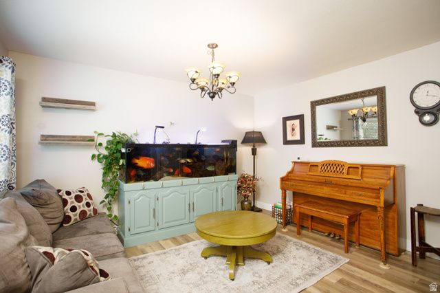 1952 N 725 E, Clearfield, UT 84015