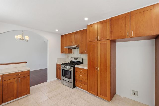617 Pebble Drive, El Sobrante, CA 94803