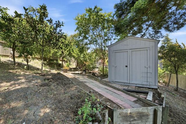 617 Pebble Drive, El Sobrante, CA 94803
