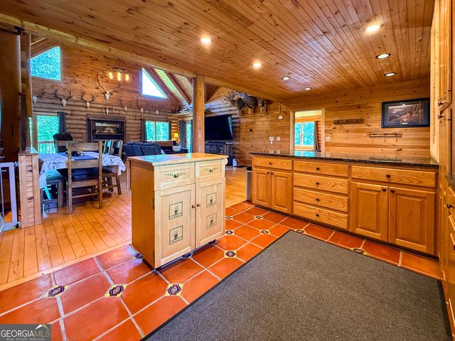 448 Dixie Meadow Lane, Mount Airy, GA 30563