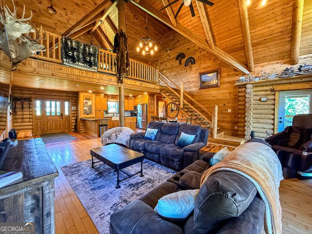 448 Dixie Meadow Lane, Mount Airy, GA 30563