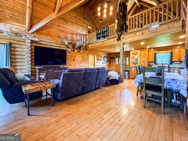 448 Dixie Meadow Lane, Mount Airy, GA 30563