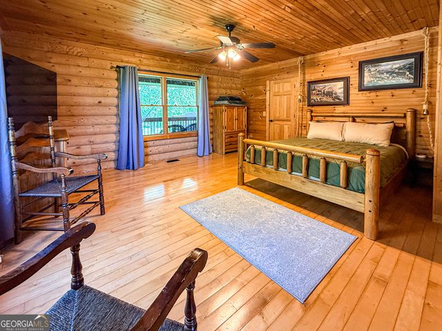 448 Dixie Meadow Lane, Mount Airy, GA 30563