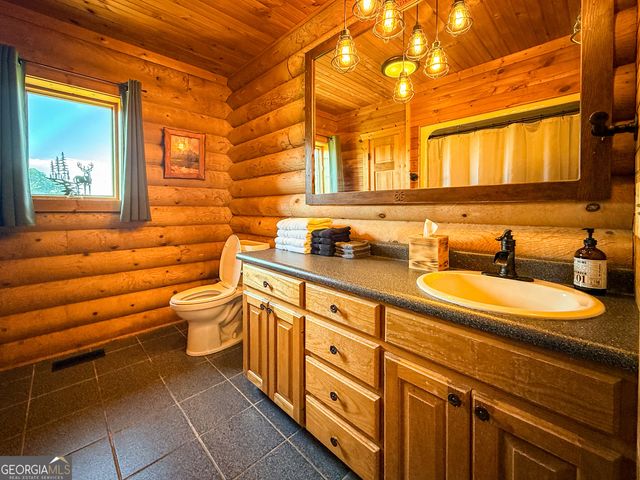 448 Dixie Meadow Lane, Mount Airy, GA 30563
