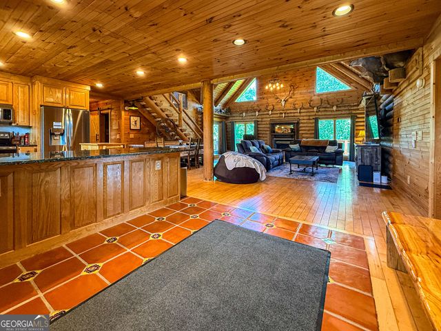 448 Dixie Meadow Lane, Mount Airy, GA 30563