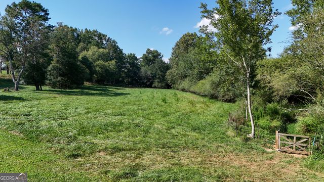 448 Dixie Meadow Lane, Mount Airy, GA 30563