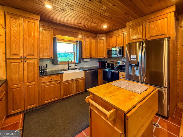 448 Dixie Meadow Lane, Mount Airy, GA 30563
