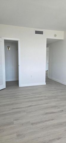 1980 S Ocean Drive 22c, Hallandale Beach, FL 33009