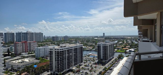 1980 S Ocean Drive 22c, Hallandale Beach, FL 33009