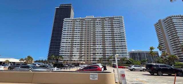 1980 S Ocean Drive 22c, Hallandale Beach, FL 33009