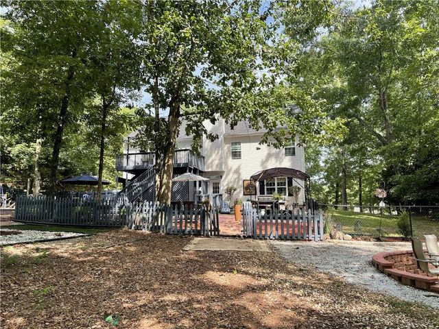7115 Fletcher Drive, Winston, GA 30187