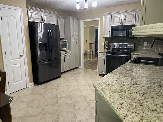 7115 Fletcher Drive, Winston, GA 30187