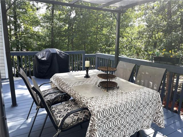 7115 Fletcher Drive, Winston, GA 30187