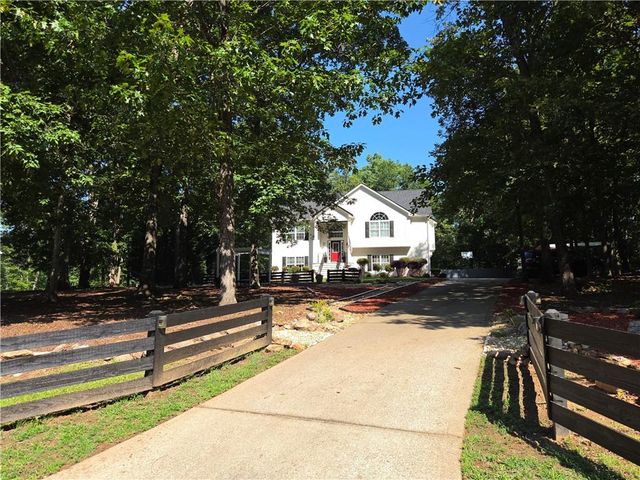 7115 Fletcher Drive, Winston, GA 30187
