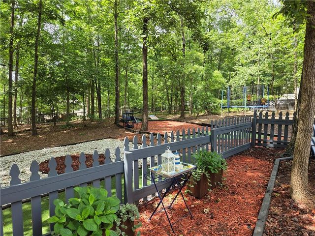 7115 Fletcher Drive, Winston, GA 30187