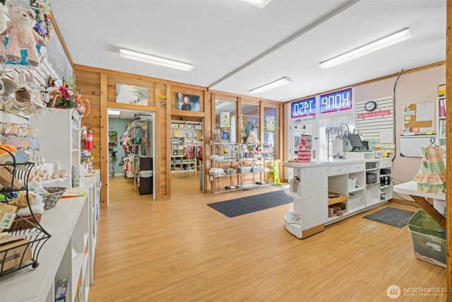 313 W First Street #STORE, Port Angeles, WA 98362