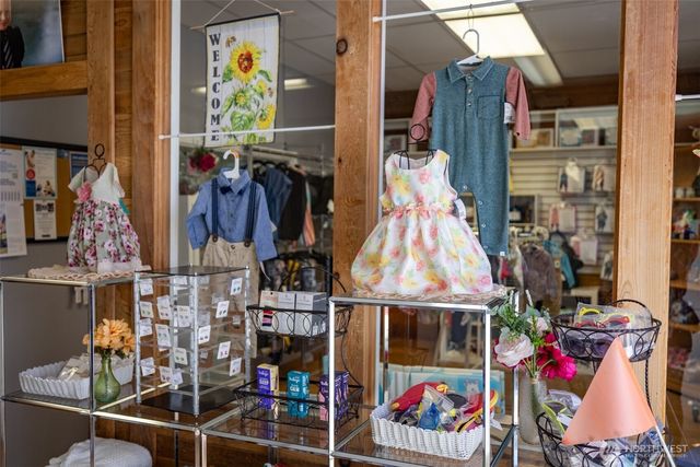 313 W First Street #STORE, Port Angeles, WA 98362