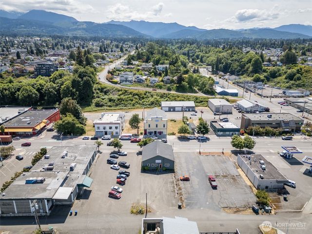 313 W First Street #STORE, Port Angeles, WA 98362