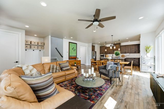 10386 W Shields Ave, Boise, ID 83714