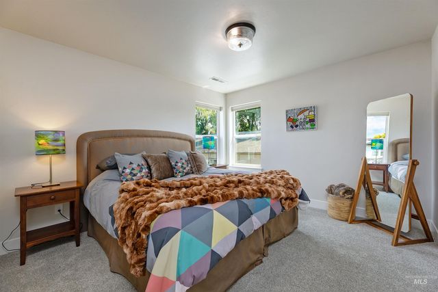 10386 W Shields Ave, Boise, ID 83714