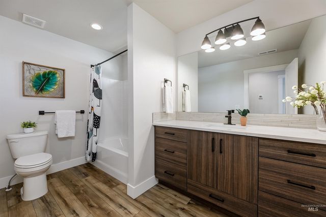 10386 W Shields Ave, Boise, ID 83714