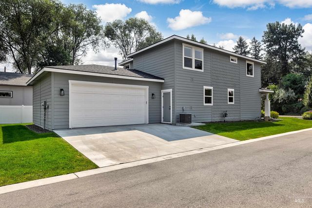 10386 W Shields Ave, Boise, ID 83714