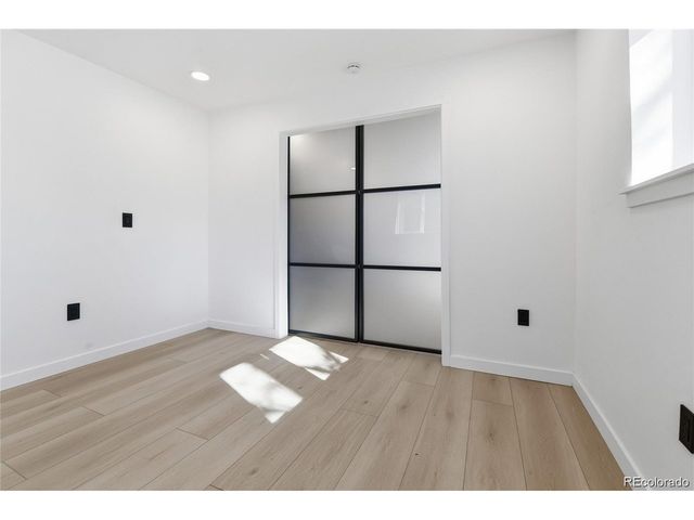 1431 S Glencoe St, Denver, CO 80222