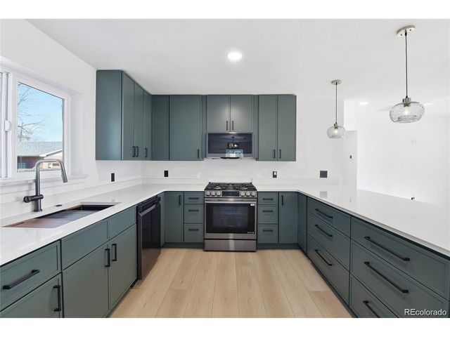 1431 S Glencoe St, Denver, CO 80222