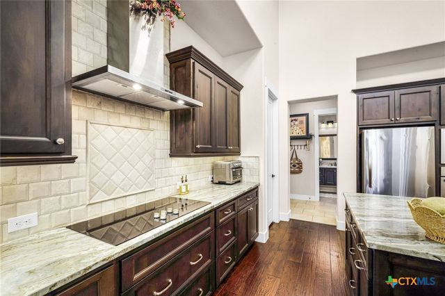 625 Haven Point Loop, New Braunfels, TX 78132