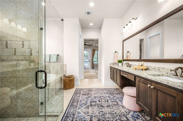 625 Haven Point Loop, New Braunfels, TX 78132