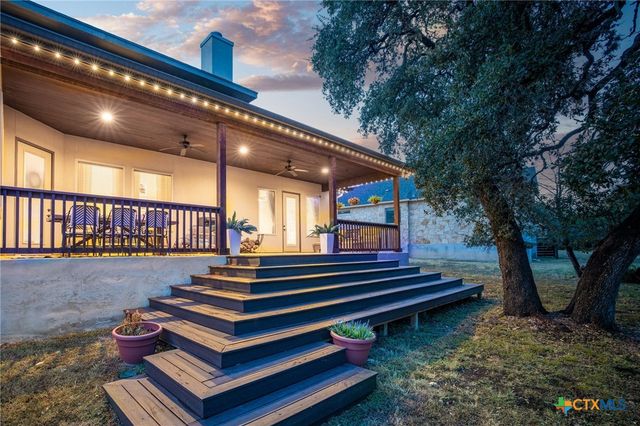 625 Haven Point Loop, New Braunfels, TX 78132