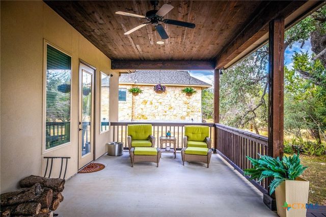 625 Haven Point Loop, New Braunfels, TX 78132
