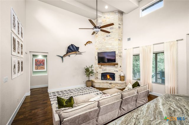625 Haven Point Loop, New Braunfels, TX 78132