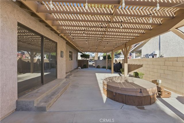 18169 Deauville, Victorville, CA 92395