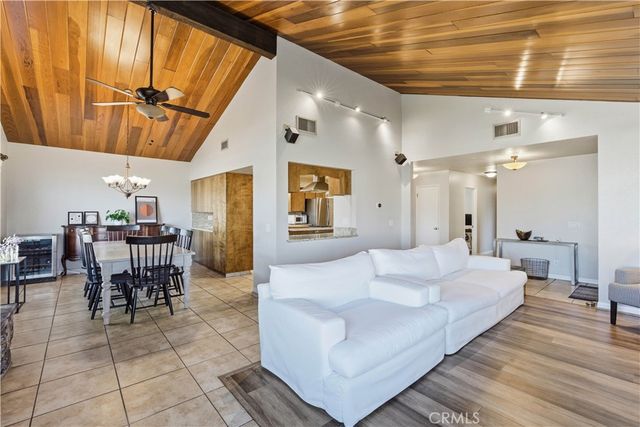 18169 Deauville, Victorville, CA 92395