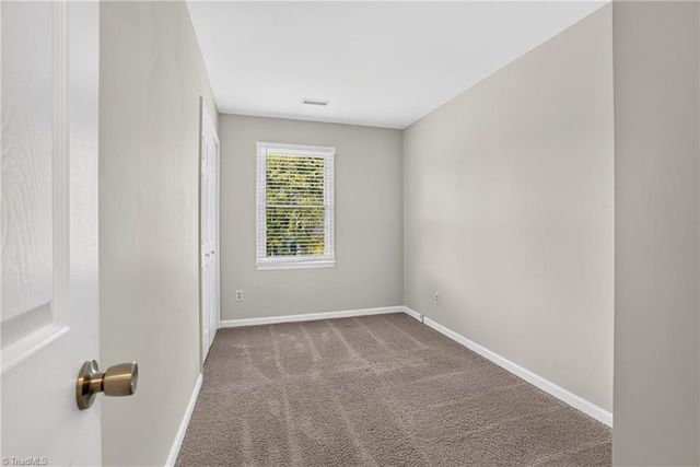 4700 Pine Hollow Lane, Greensboro, NC 27410