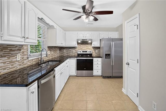4700 Pine Hollow Lane, Greensboro, NC 27410
