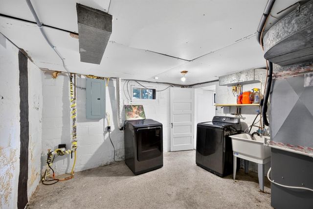 2505 E River Road NE, Rochester, MN 55906