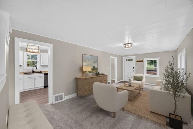 2505 E River Road NE, Rochester, MN 55906