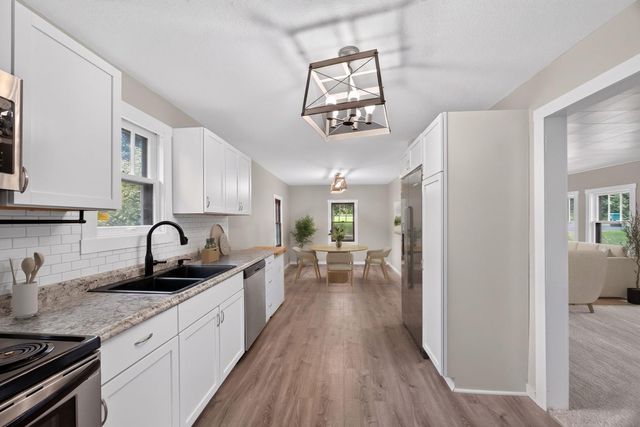 2505 E River Road NE, Rochester, MN 55906