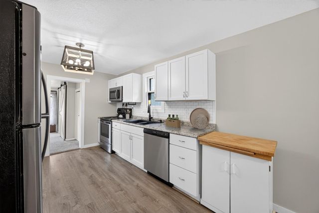 2505 E River Road NE, Rochester, MN 55906