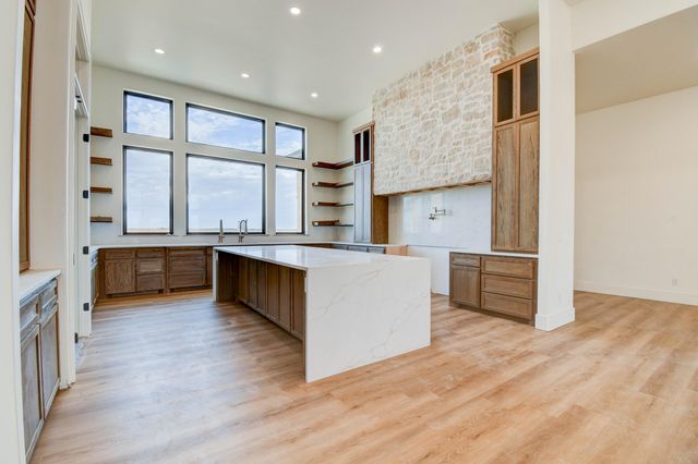 5829 County Rd 7670, Lubbock, TX 79424