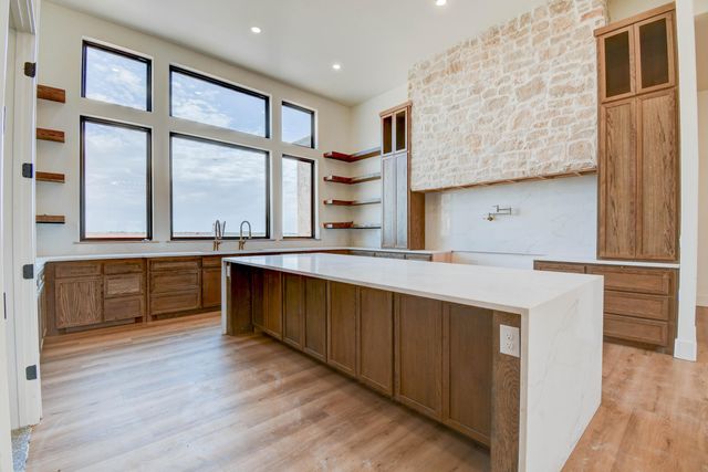 5829 County Rd 7670, Lubbock, TX 79424