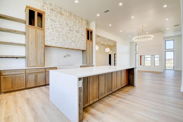 5829 County Rd 7670, Lubbock, TX 79424