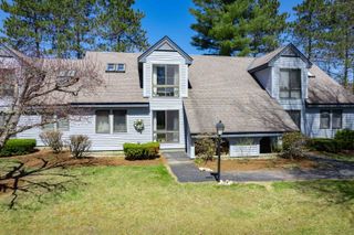 111 Lakeland Drive # 2B, Hartford, VT 05059